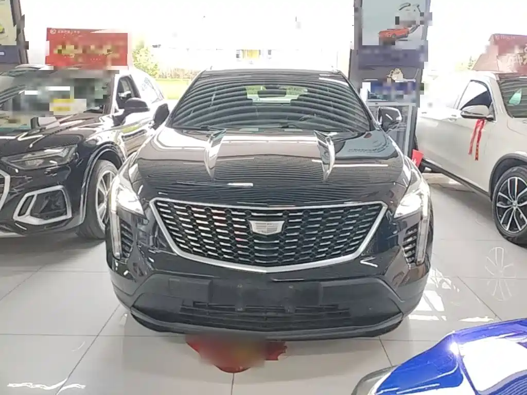 Cadillac XT4 2022 28T