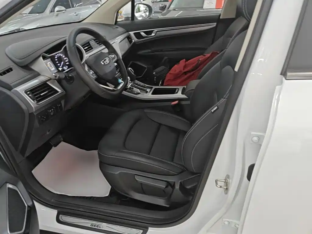 Geely Emgrand GS — миниатюра 15