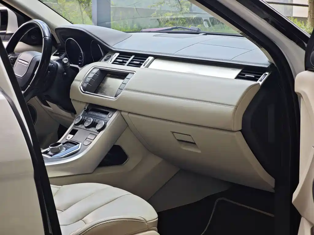 Land Rover Evoque (Import) — миниатюра 8