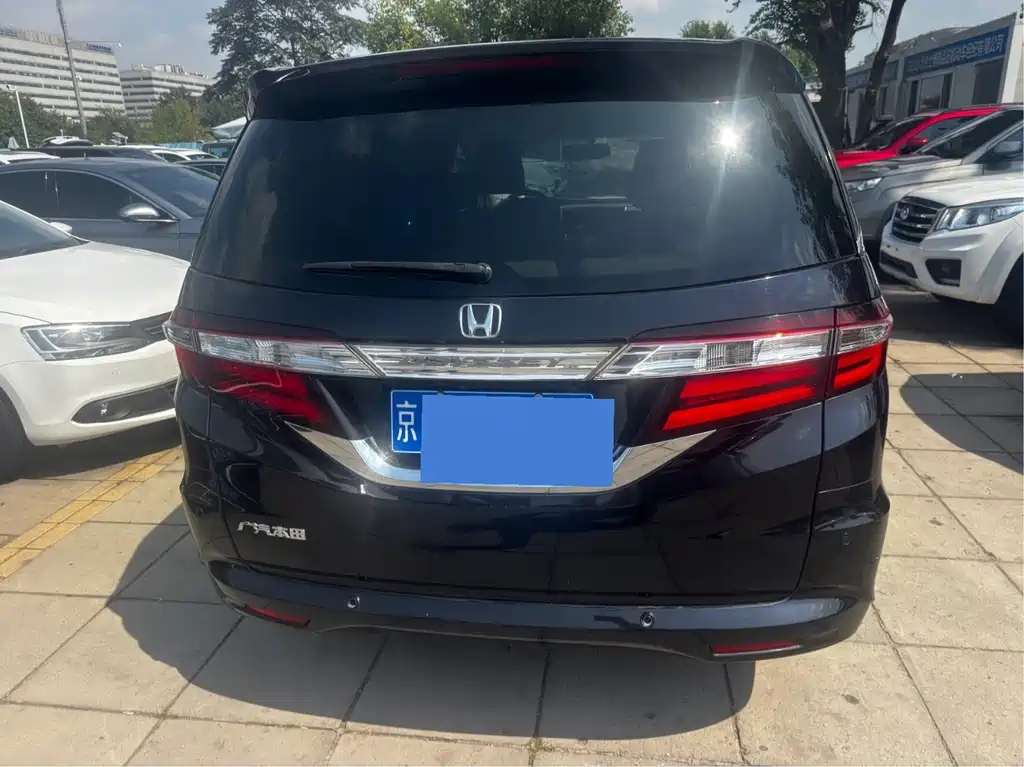 Honda Odyssey — миниатюра 17