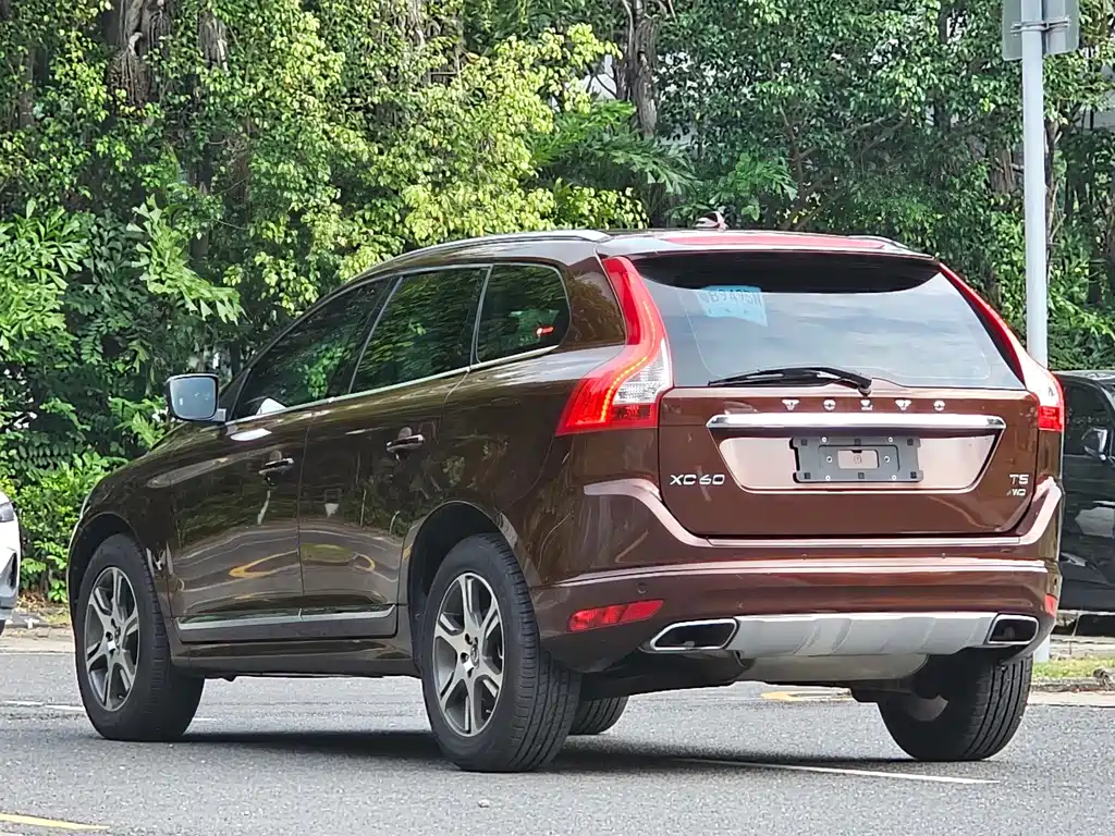 Volvo XC60 — миниатюра 11