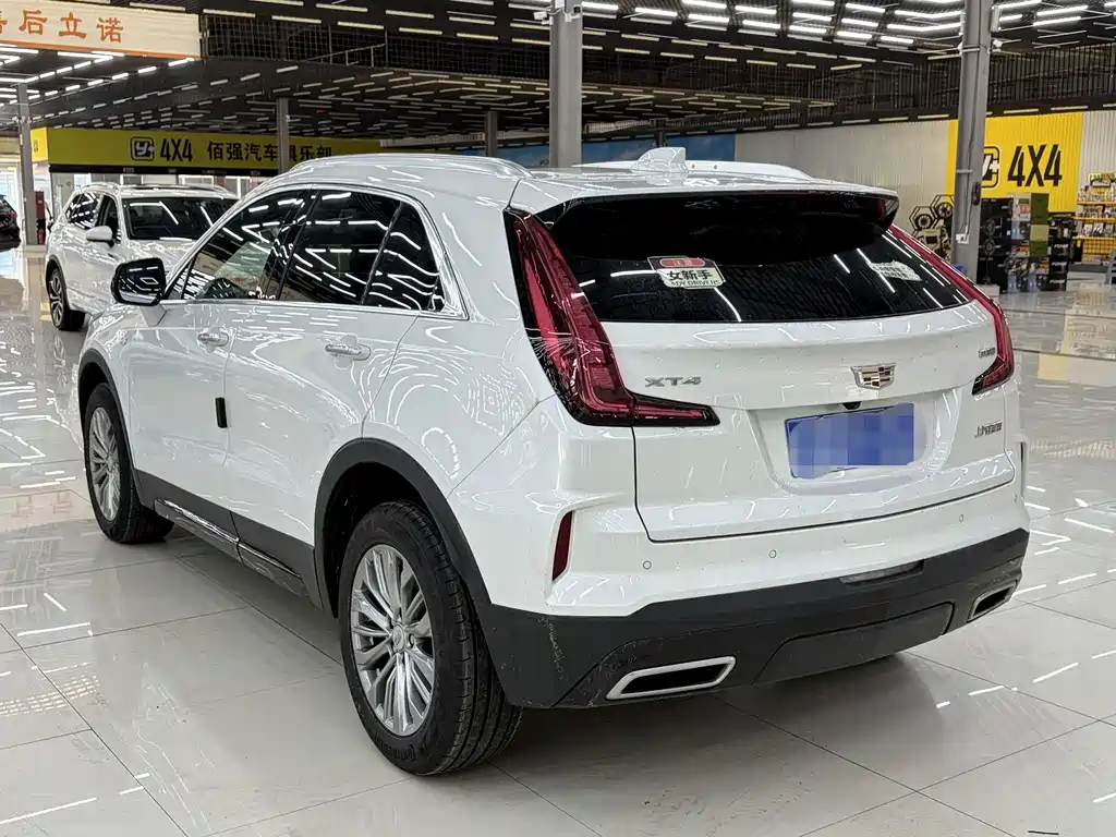Cadillac XT4 — миниатюра 7
