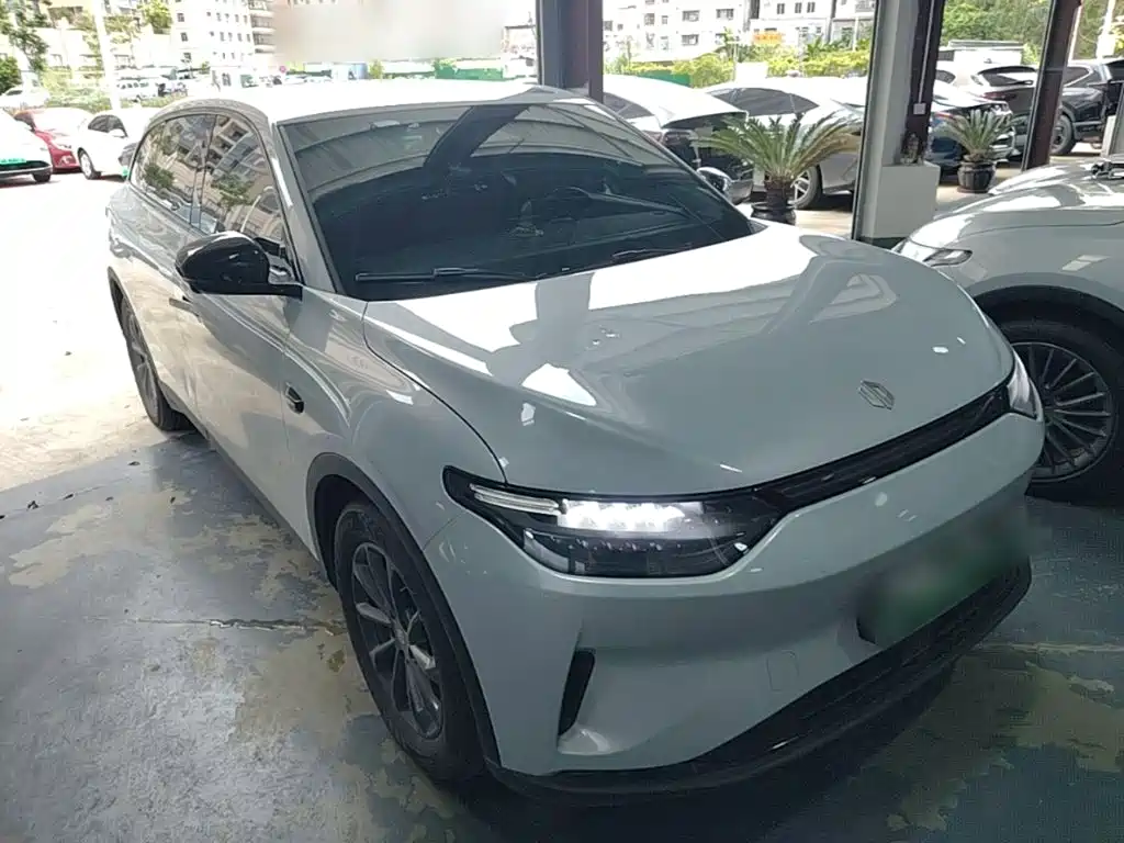 Leapmotor Leapmotor C11 — миниатюра 4