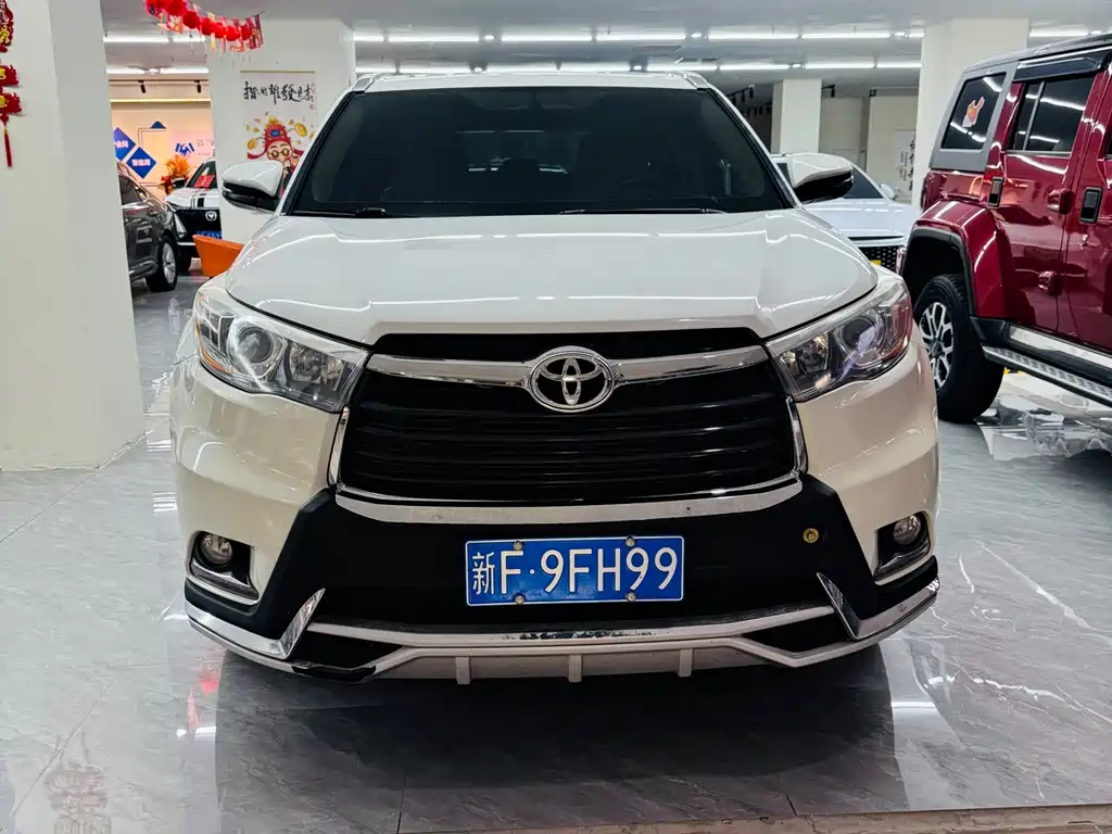 Toyota Highlander — миниатюра 2