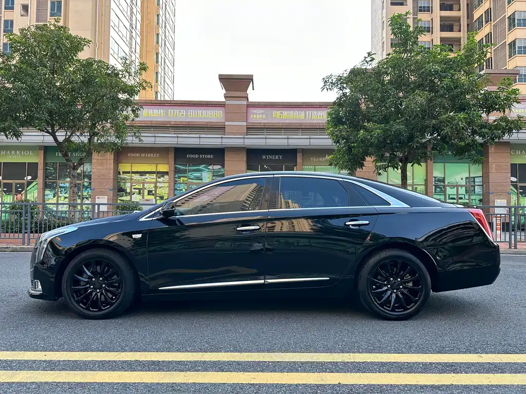 Cadillac XTS — миниатюра 5