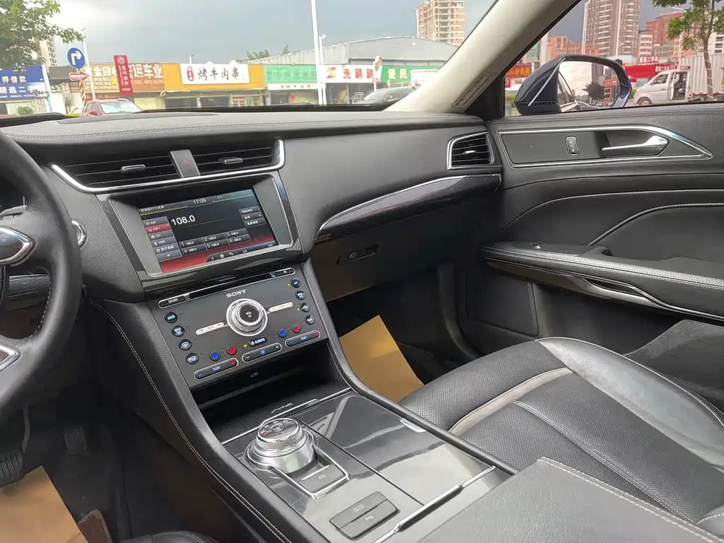Ford Taurus — миниатюра 13