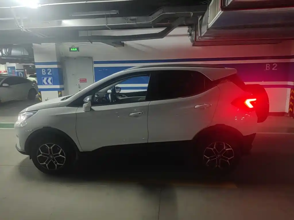 BYD Yuan Pro — миниатюра 26