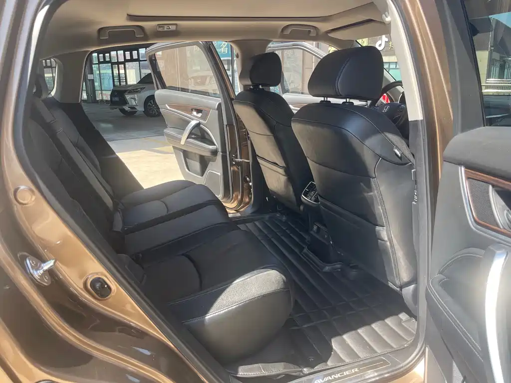 Honda Avancier — миниатюра 9