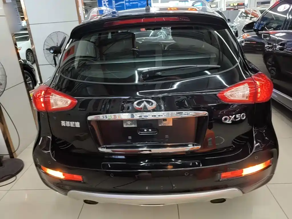 Infiniti QX50 — миниатюра 6