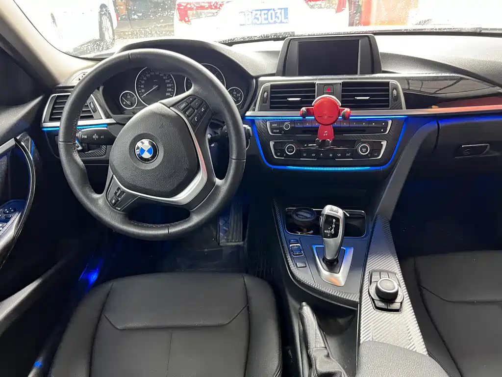 BMW 3 Series — миниатюра 5