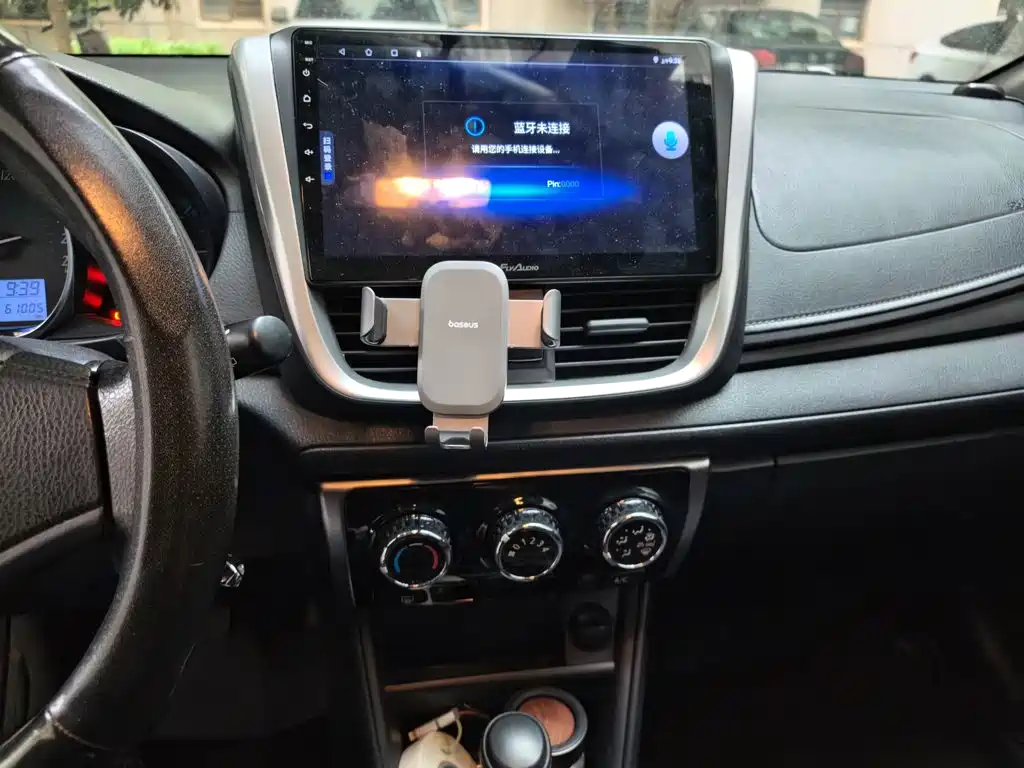 Toyota Yaris L — миниатюра 14