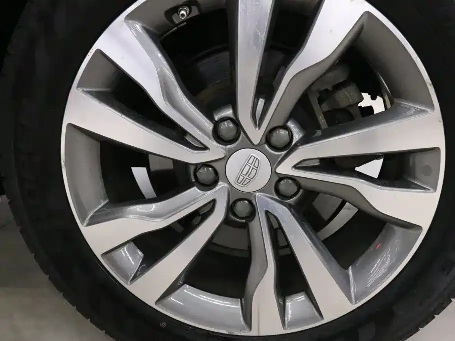 Geely Boyue — миниатюра 19