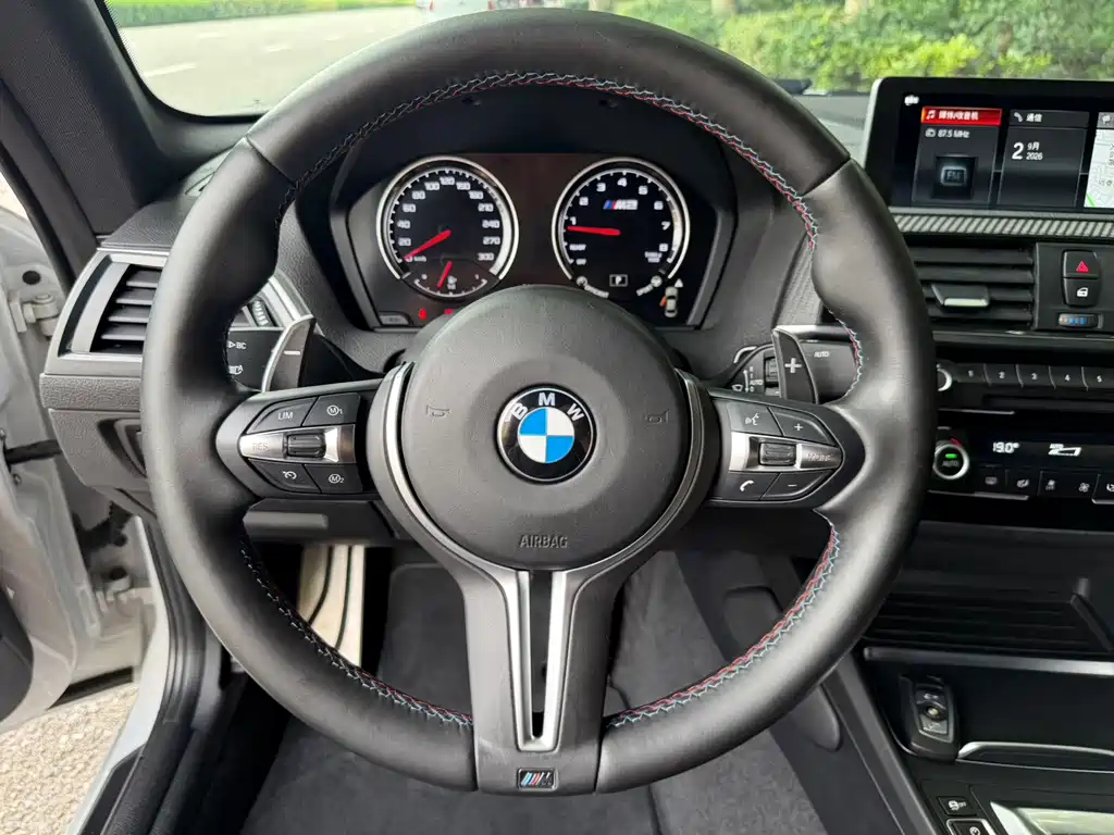 BMW M2 — миниатюра 9