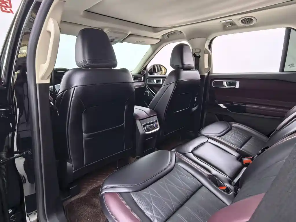 Ford Explorer — миниатюра 14