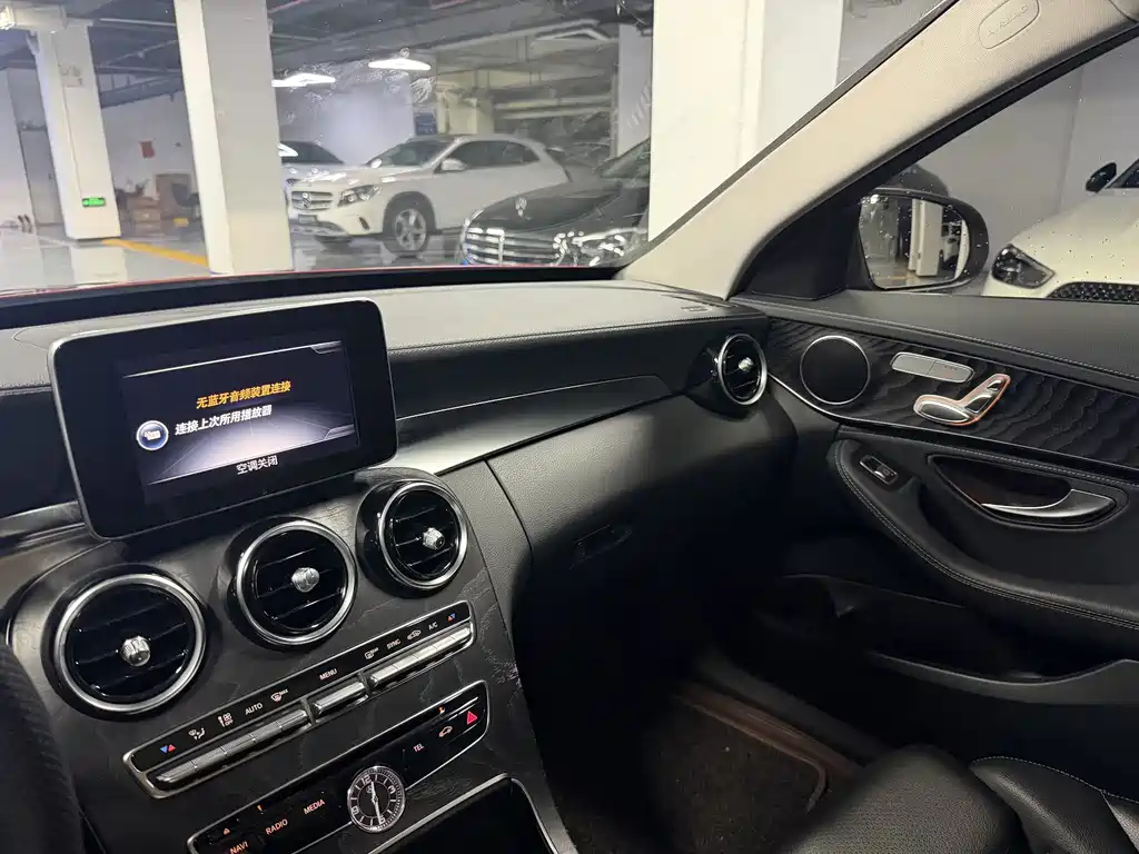 Mercedes-Benz C-Class — миниатюра 14
