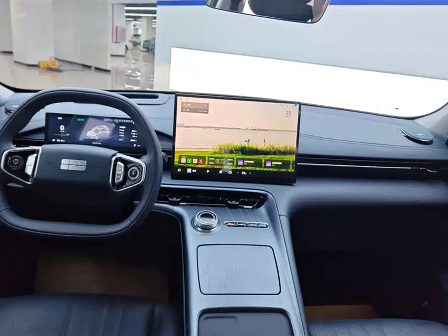 GEELY GALAXY GALAXY E5