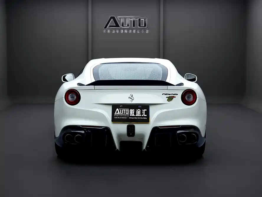 Ferrari F12berlinetta 2013 6.3L
