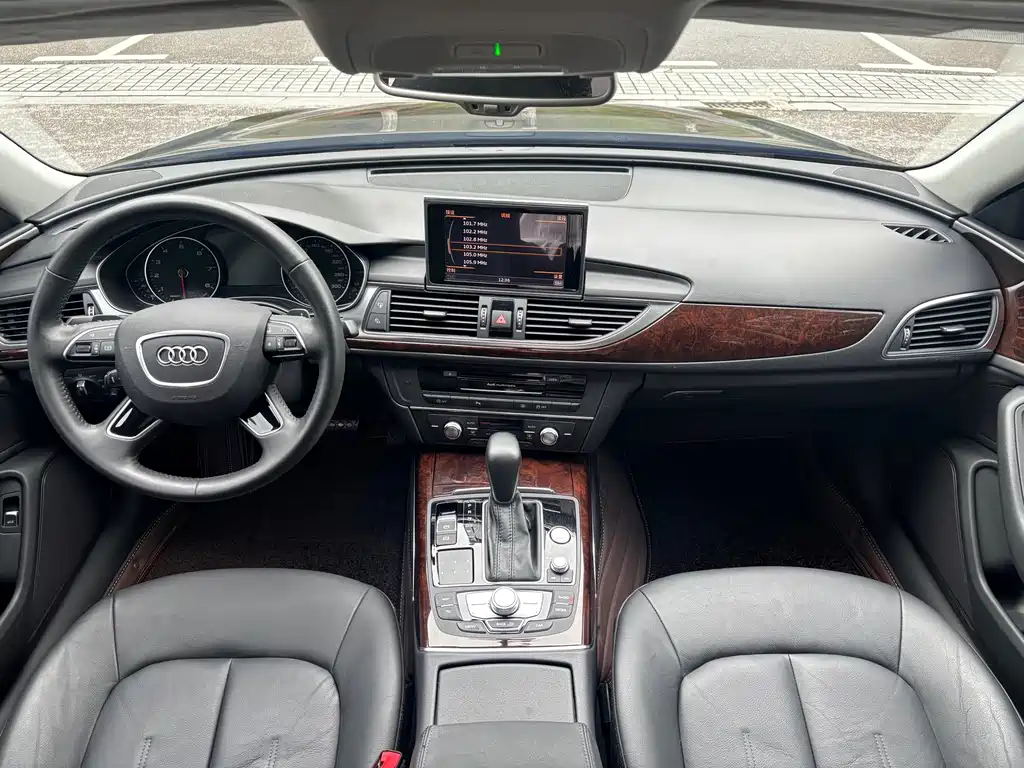 Audi A6L — миниатюра 6