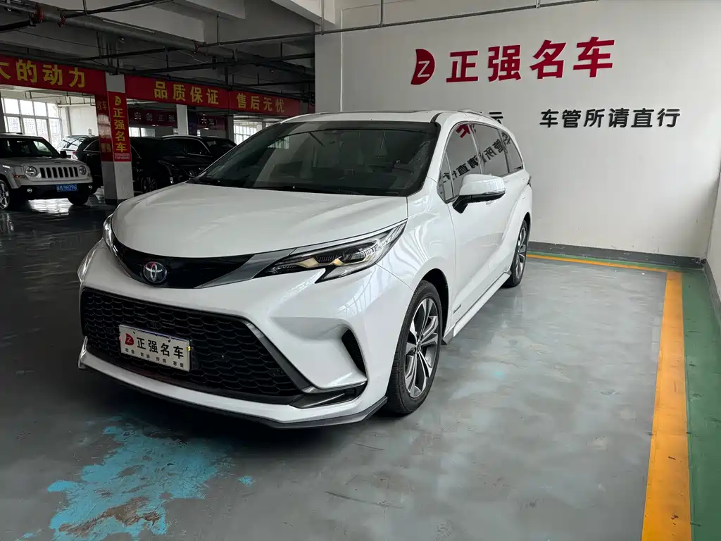 Toyota Granvia 2024