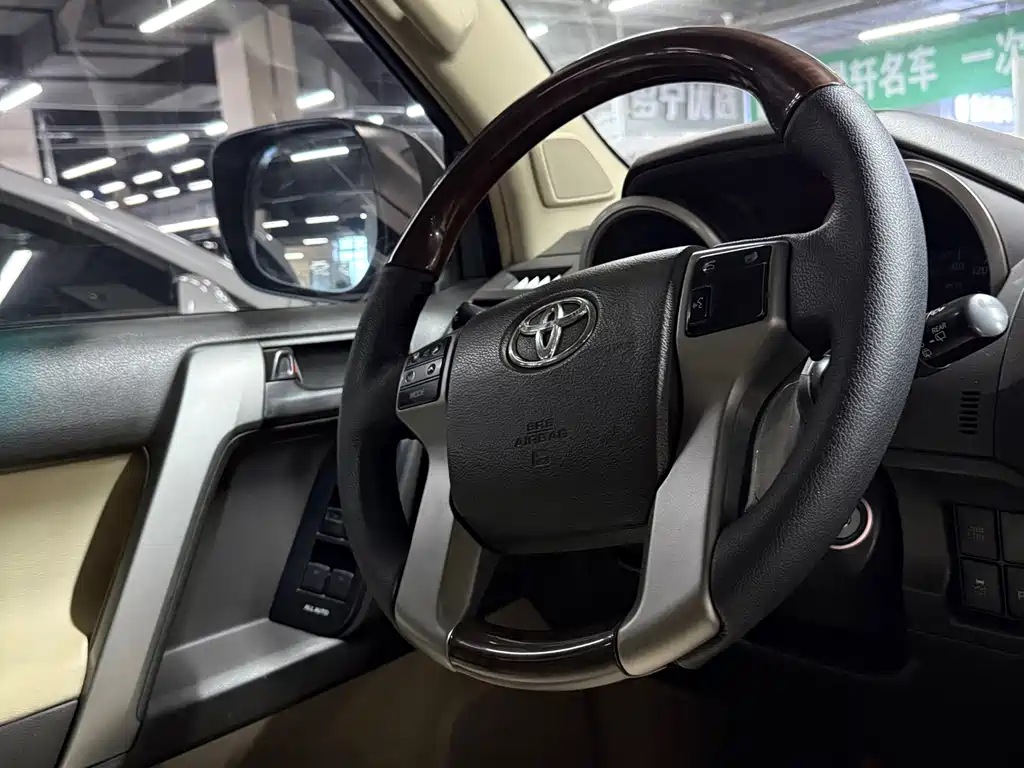 Toyota Prado (Import) — миниатюра 12