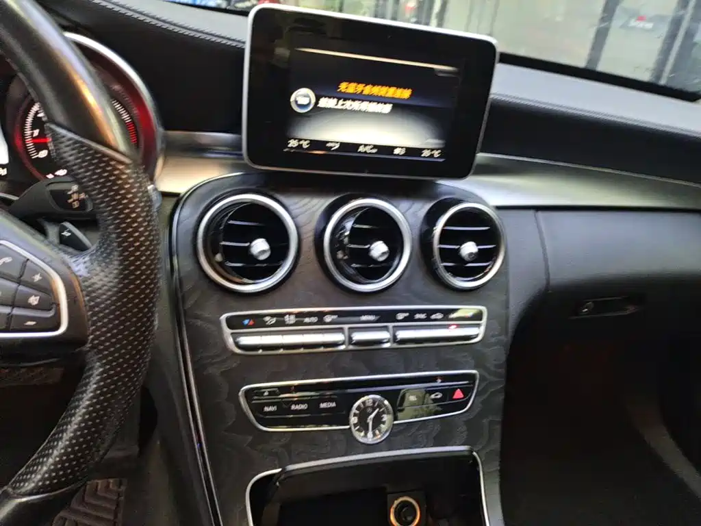 Mercedes-Benz C-Class — миниатюра 13