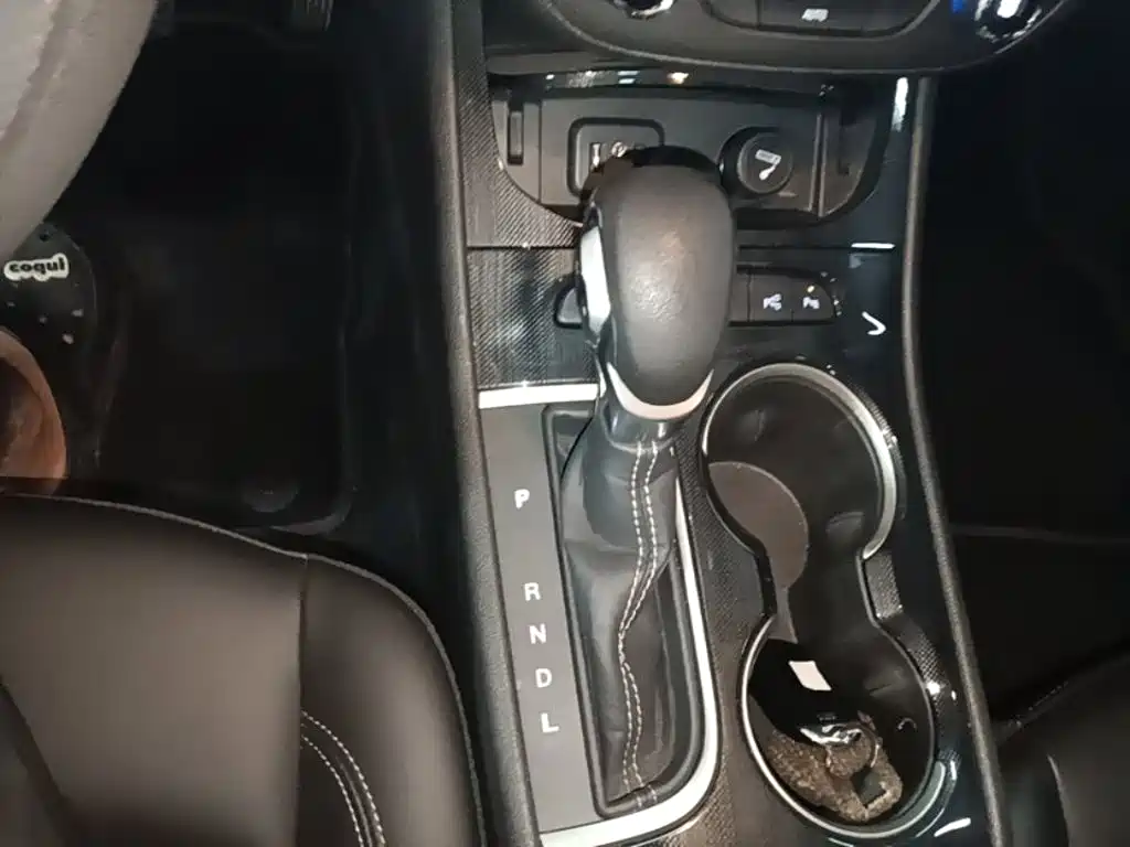 Buick Verano — миниатюра 14