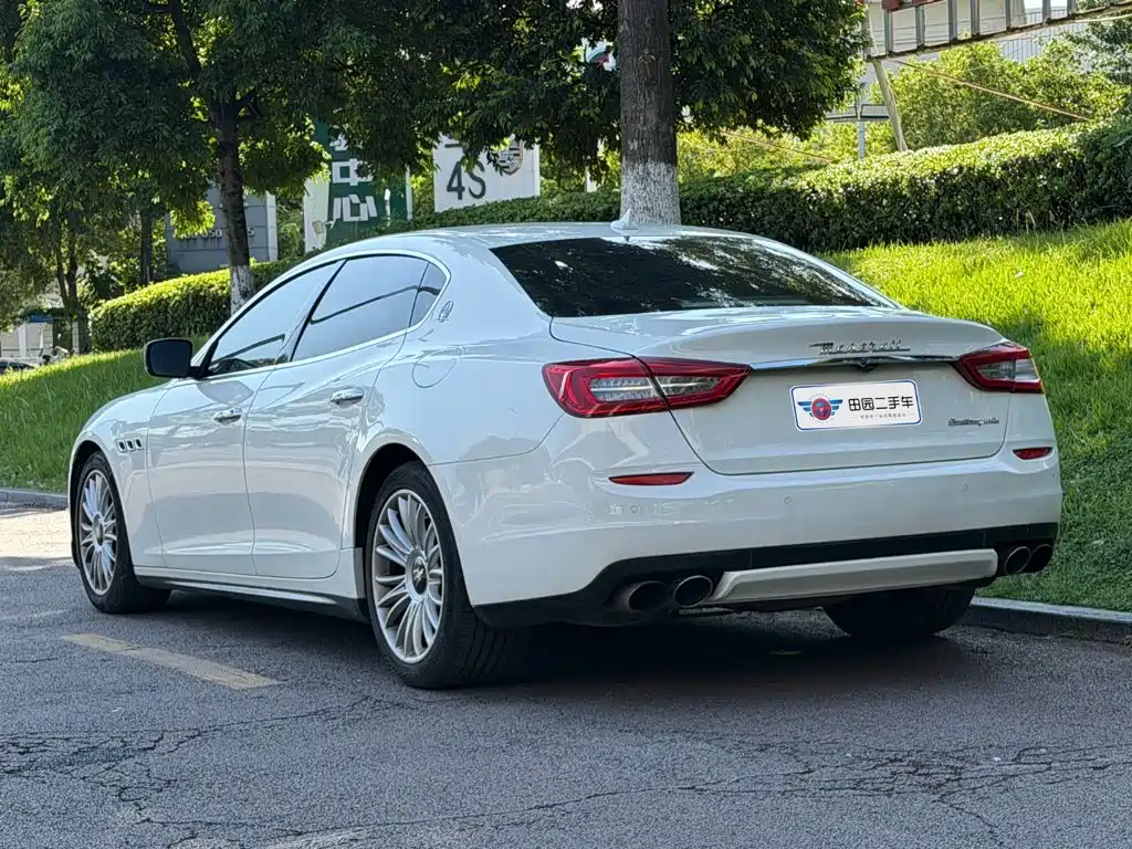 Maserati Quattroporte — миниатюра 4