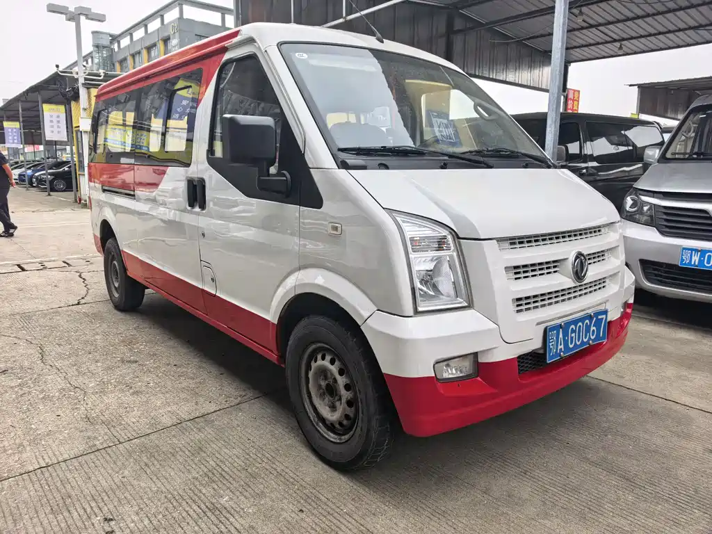 DFSK C36 — миниатюра 3