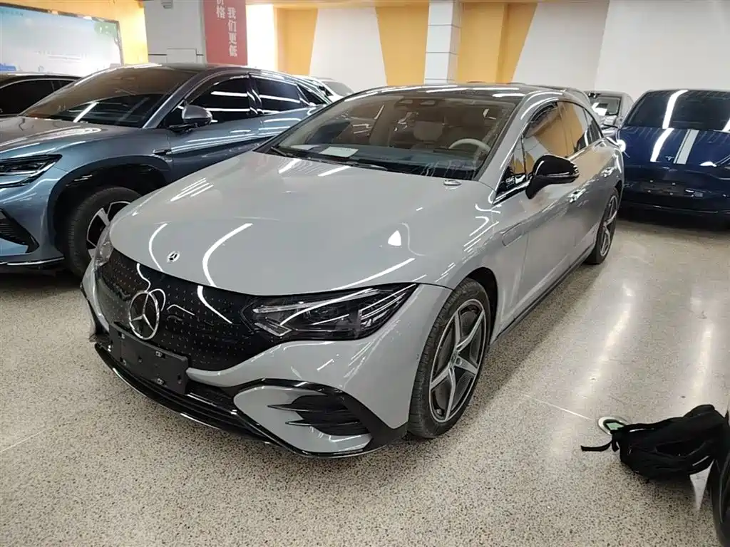 Mercedes-Benz EQE 2023