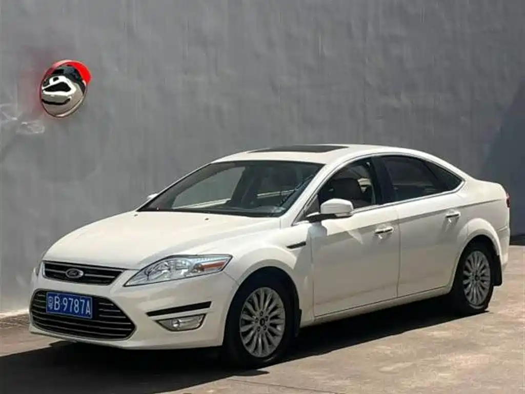 Ford Mondeo Zhisheng 2013
