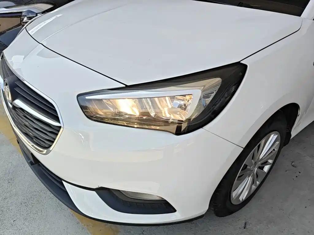 Buick Excelle — миниатюра 24