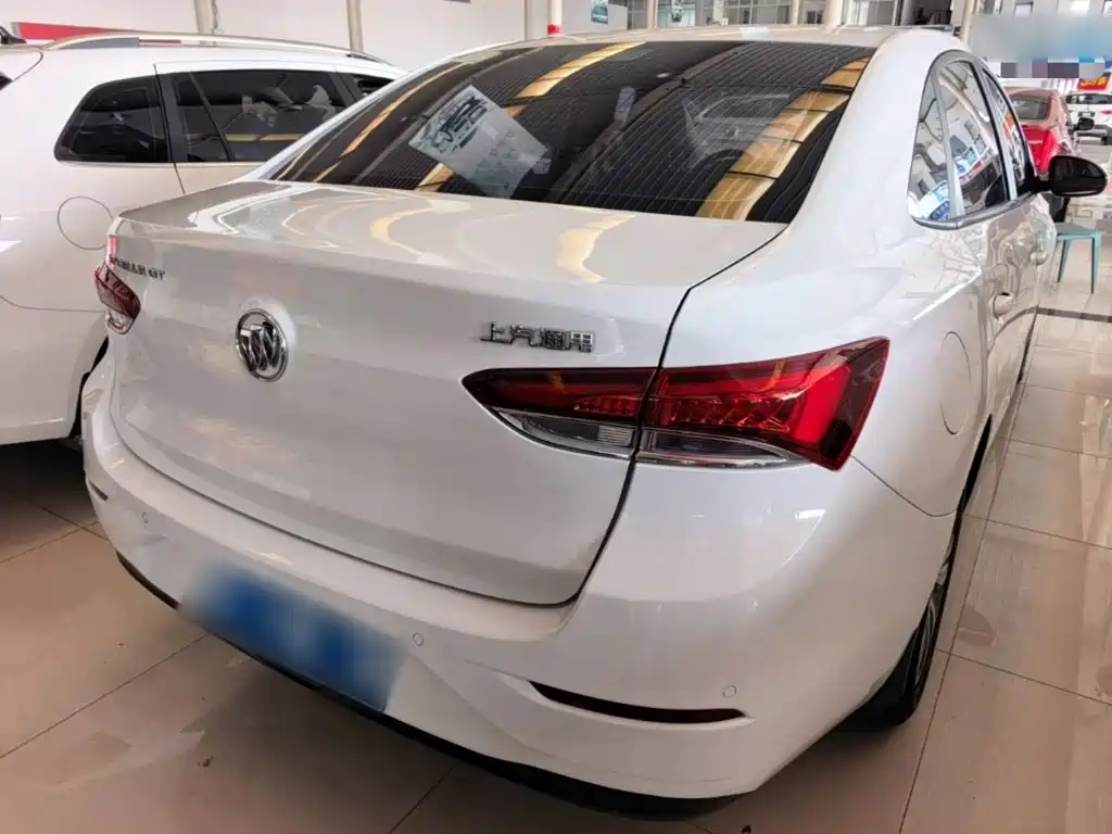 Buick Excelle — миниатюра 7