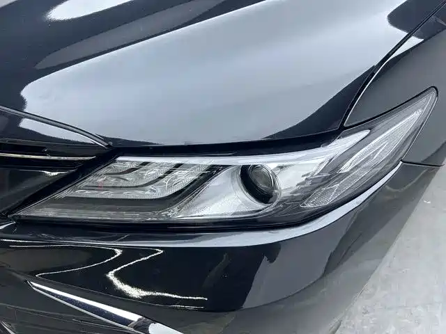 Toyota Camry — миниатюра 16