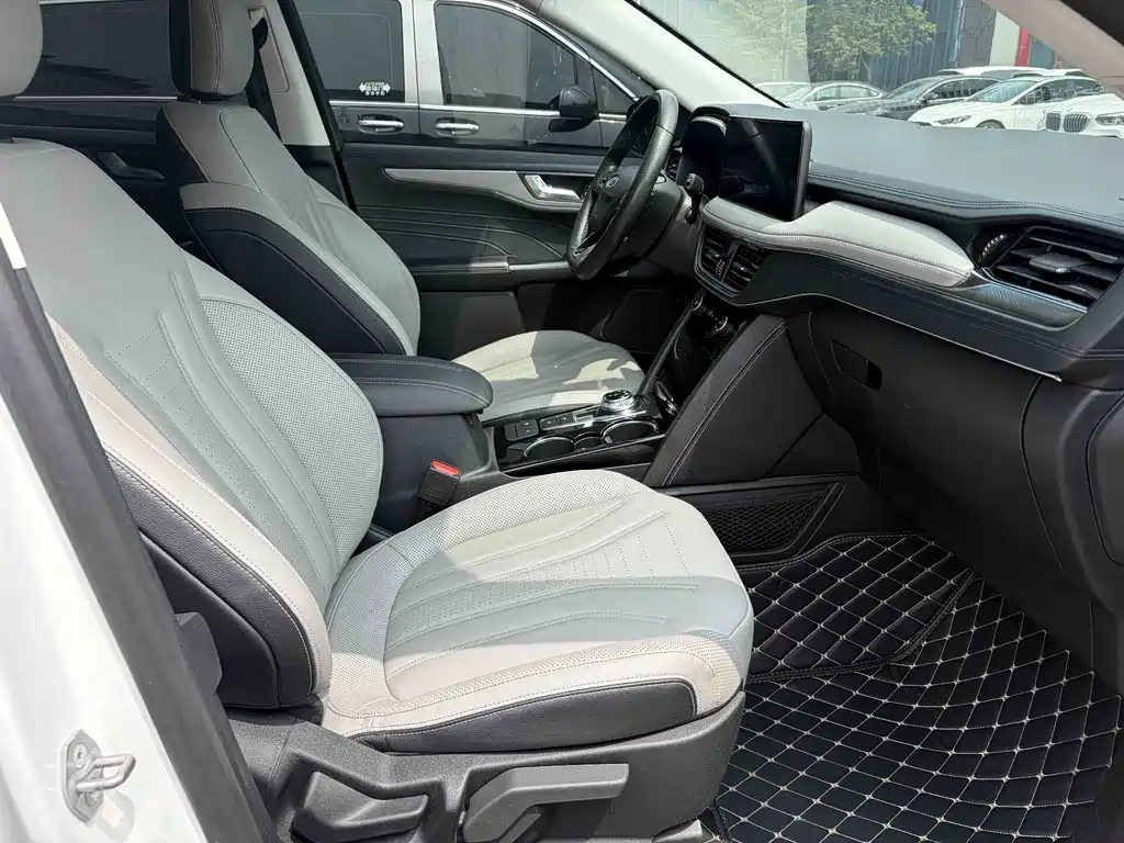 Ford Escape — миниатюра 17