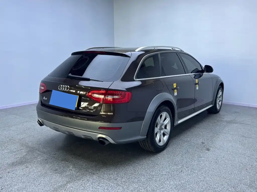Audi A4 (Import) — миниатюра 7