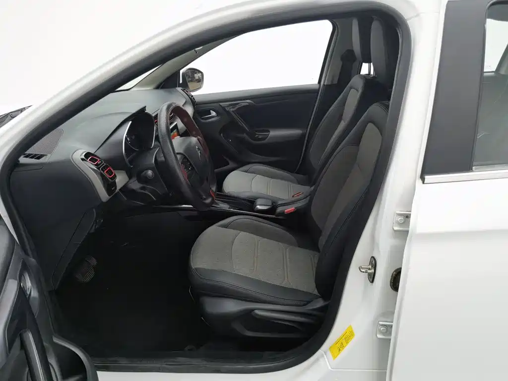 Citroen C3-XR — миниатюра 10