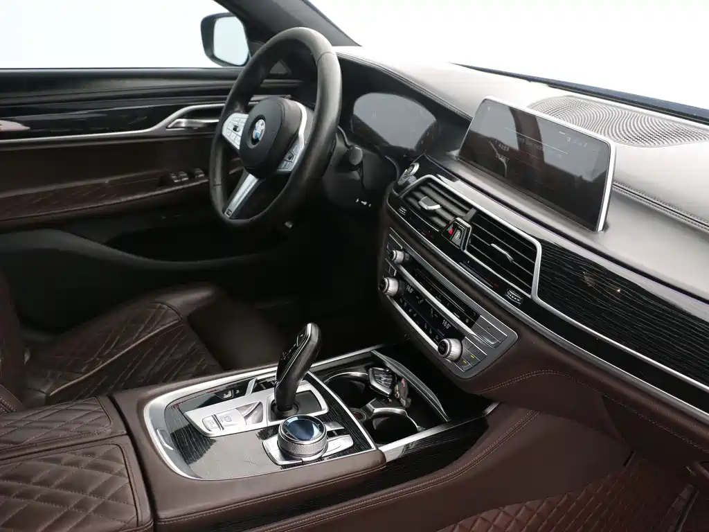BMW 7 Series 7 2019 740Li Lead M Sport