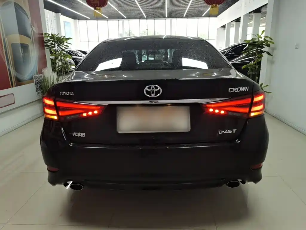 Toyota Crown 2018 2.0T Sport
