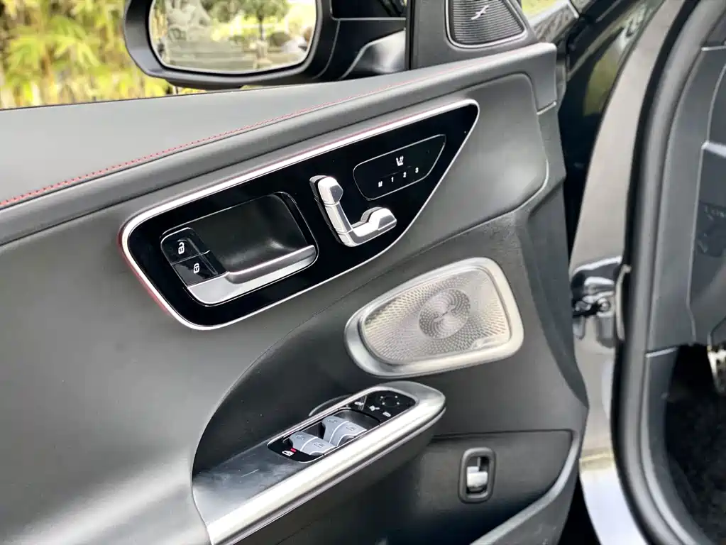 Mercedes-Benz C-Class AMG — миниатюра 17