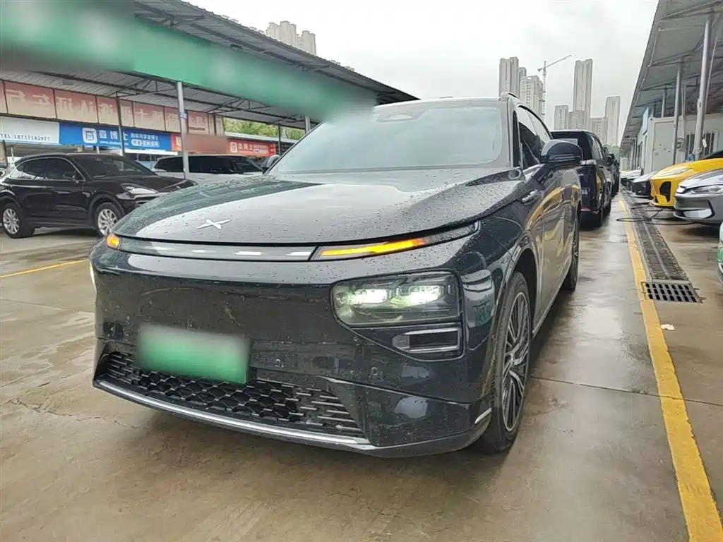 XPeng G9 2025