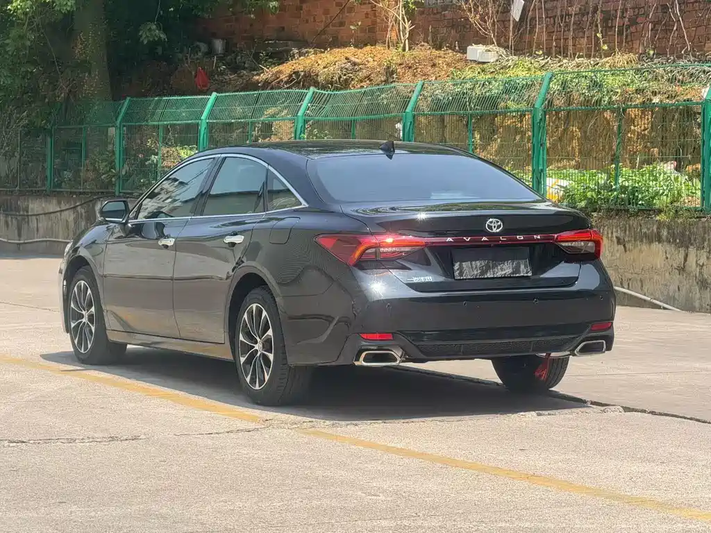 Toyota Avalon 2023 2.0L Luxury