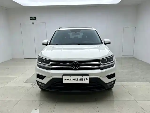 Volkswagen Tharu