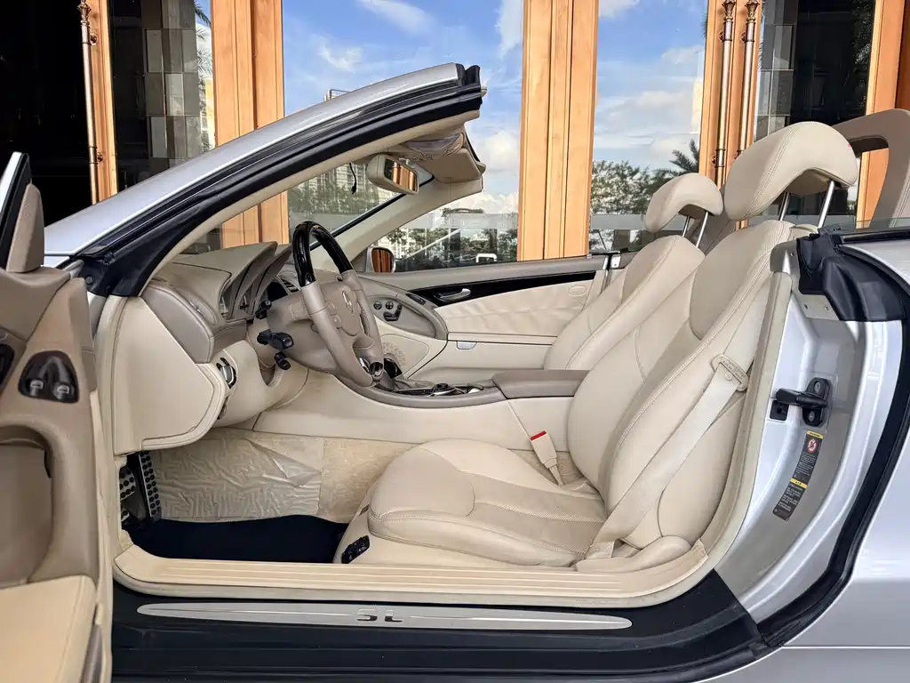 Mercedes-Benz SL-Class — миниатюра 12