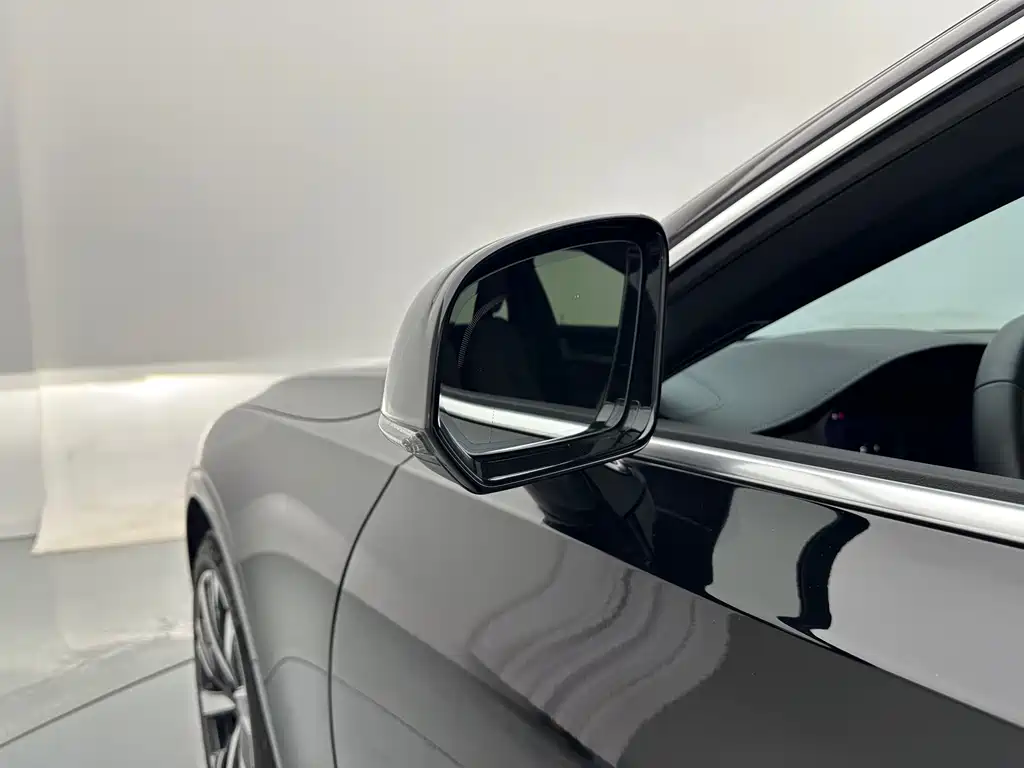 Volvo S90 — миниатюра 53
