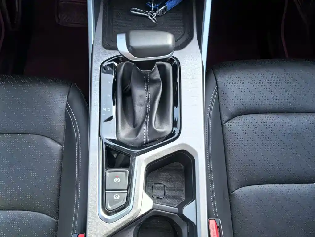 Geely Emgrand — миниатюра 7
