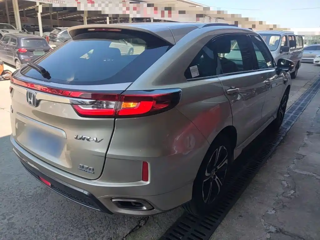 Honda UR-V — миниатюра 7