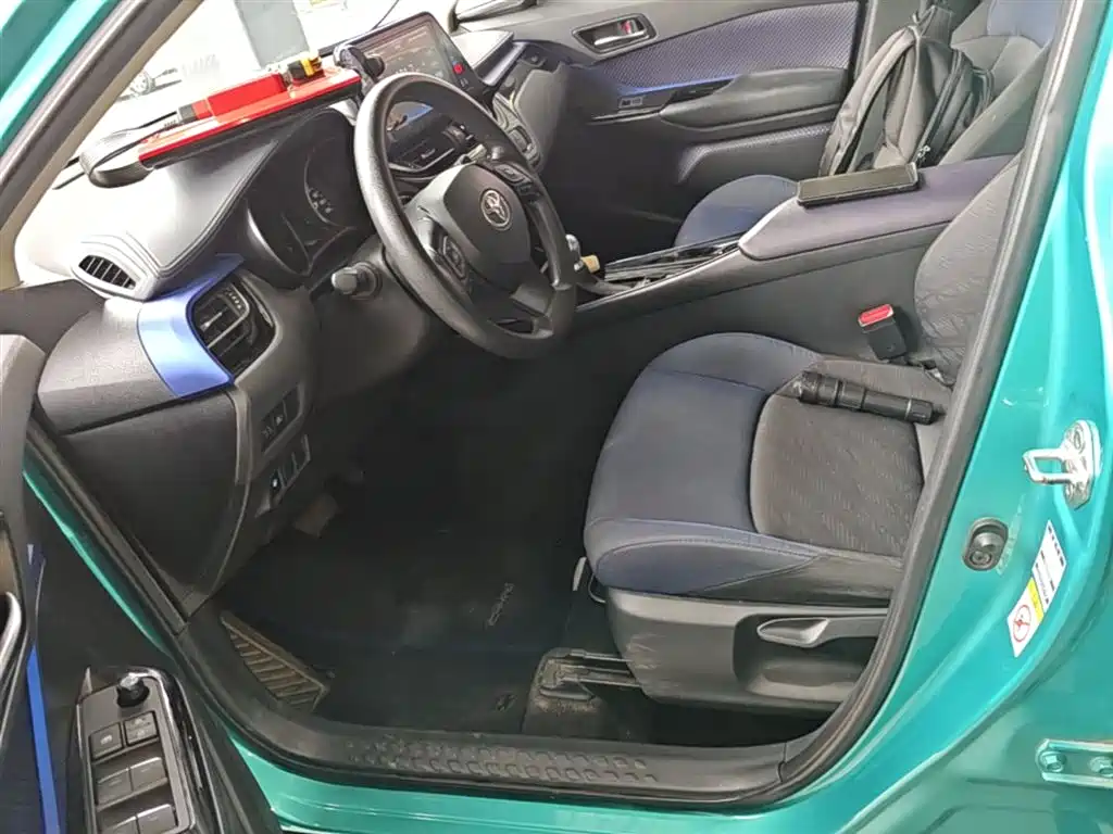 Toyota C-HR 2020 2.0L Lead