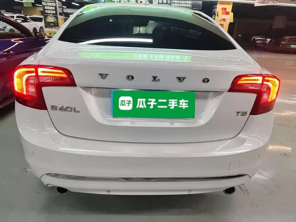 Volvo S60 — миниатюра 6