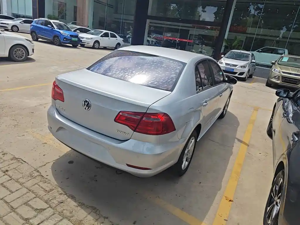 Volkswagen Bora — миниатюра 7