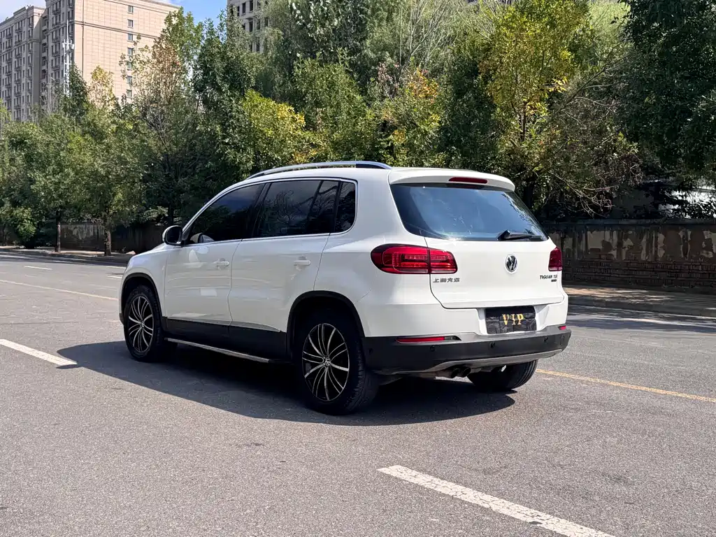 Volkswagen Tiguan — миниатюра 16